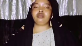 Kalakiciska kusoo dhowaada kastuumadiina waan saaraye asxaabta