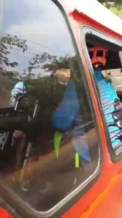 TRAGEDI GOWES MASUK ANGKOT