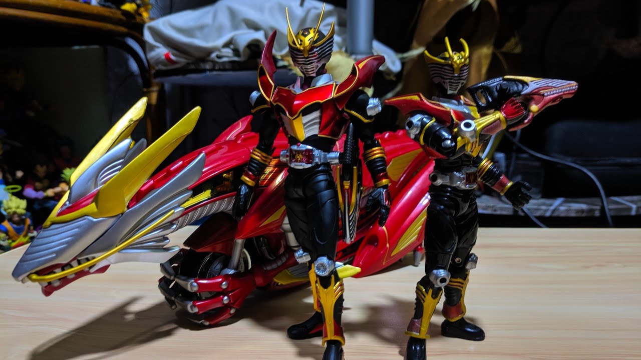 Kamen Rider Ryuki Survive - S.h Figuarts Unboxing
