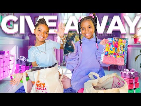 VLOGMAS - FIRST EVER GIVEAWAY!