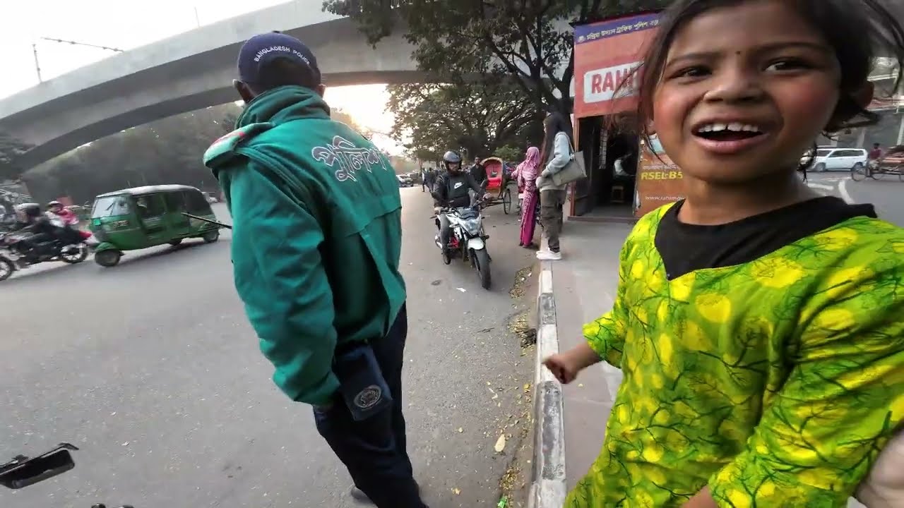 ভাইরাল করতে যেয়ে আমি পুলিশ এর কাছে কট !