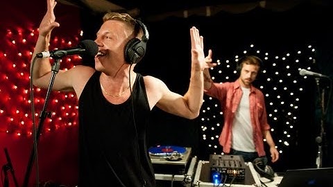 Can't Hold Us Live version - Live performance video thumbnail