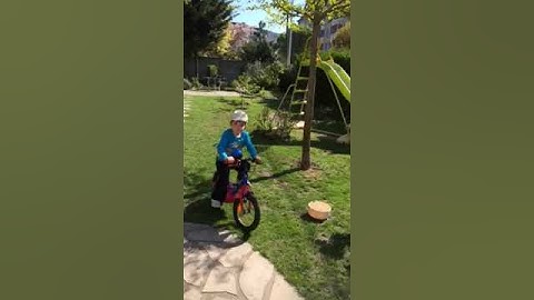 Première fois en vélo sans les roulettes!