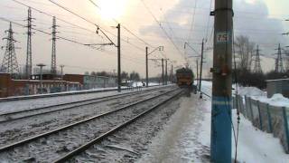 Электропоезд ЭР2Т-7156 платформа Матвеевская