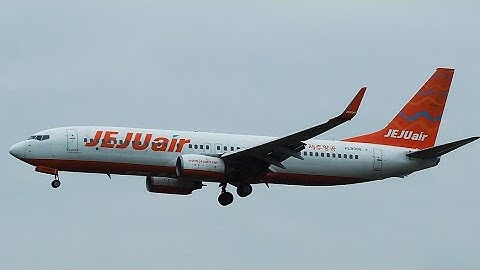 Jeju Air flight 2216 - Crash footage