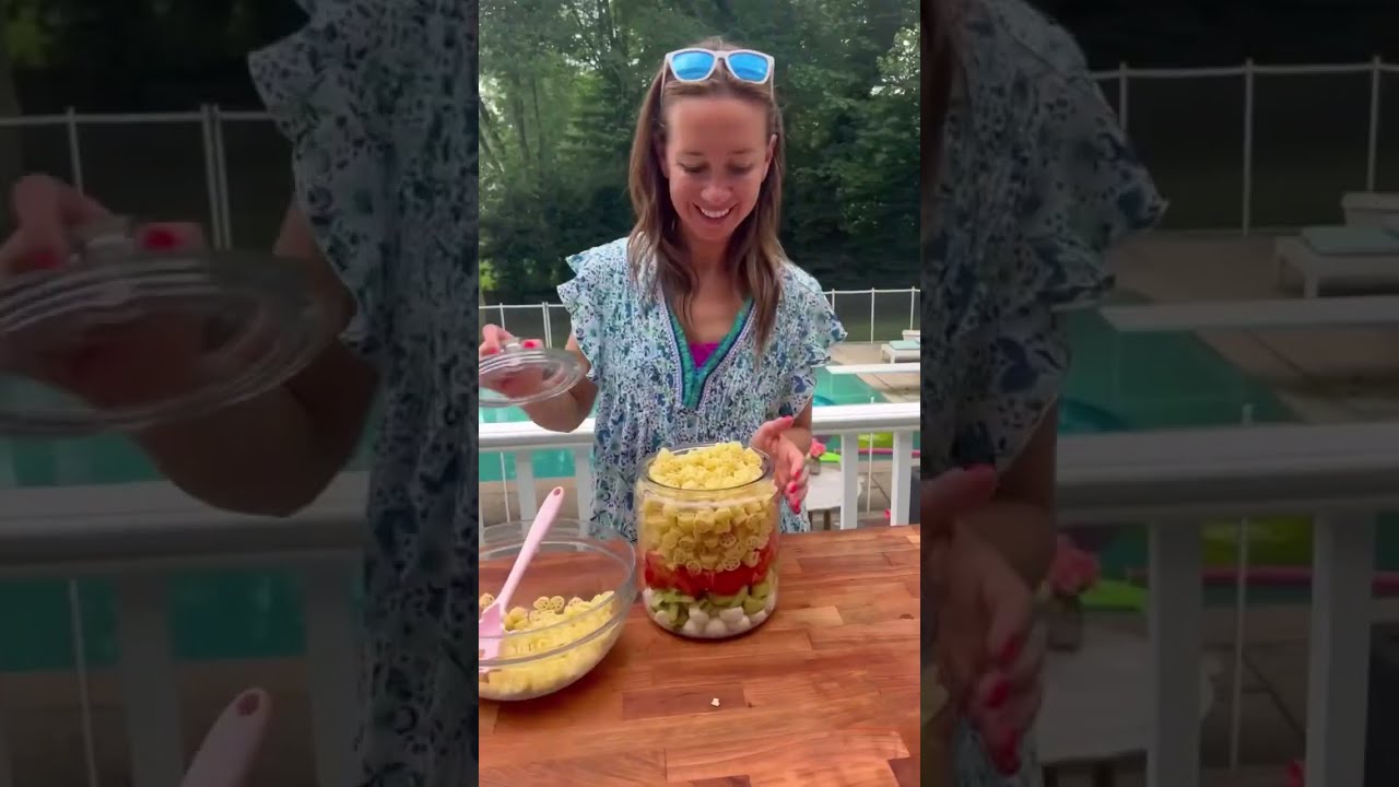 MY 4 INGREDIENT SUMMER PASTA SALAD 