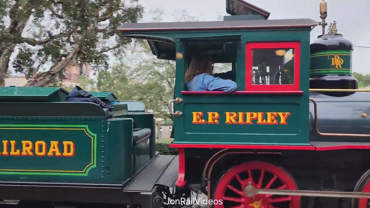 1/4/26 Pre: The Disneyland Railroad: E.P. Ripley 2 arrives at Main Street Station-2