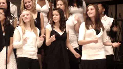 Nicollet Choir Silly Dance (Jessie Allison)