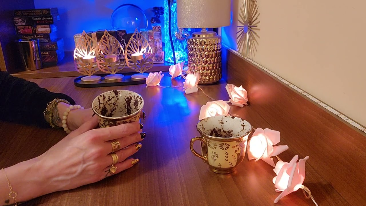 Cine mi-a distrus viața ??? Citire in cafea ☕️