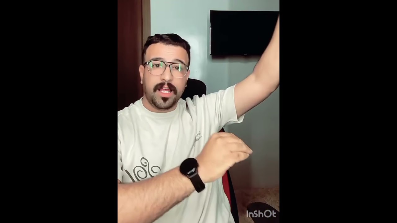 راجل كنعس في صالون سر لخليه يجي كحبو على رجليه  كوني انتى بعدي من تقل وتكرفيص طلقي شعر لبسي وعكري