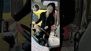 🚛 Amazing Driver Couple In Japan: Teamwork On The Road ❤️ Resimi