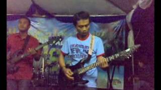 Video thumbnail of "farhana puteri bumi kenyalang (jinbara) cover"