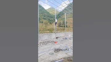 🌄【Barehanded Pole Climbing Skills】The outdoor construction guy is really possessed by Tarzan!