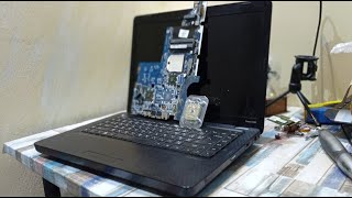 الحاسوب يشتغل لكن الشاشة سوداء ؟ laptop power on but no display