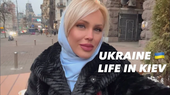 Ukraine 🇺🇦Life in Kiev. December 21, 2025. The Streets of Kiev, Ukraine. Streets Scenes.
