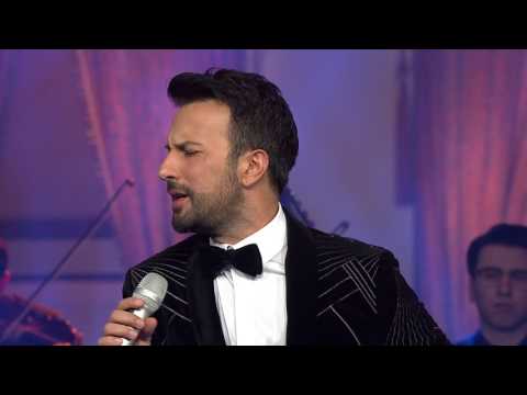 Tarkan - Akşam Oldu Hüzünlendim Ben Yine