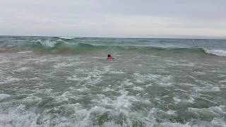 Waves at Lake Michigan slow motion via note 7