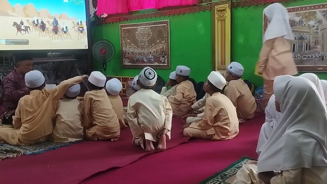SANTRI TKA-TPA-TQA AL ISLAM JL. MERPATI 4 SAMPANG. NONTON KISAH PERANG BADAR.KAMIS 5 MARET 2026