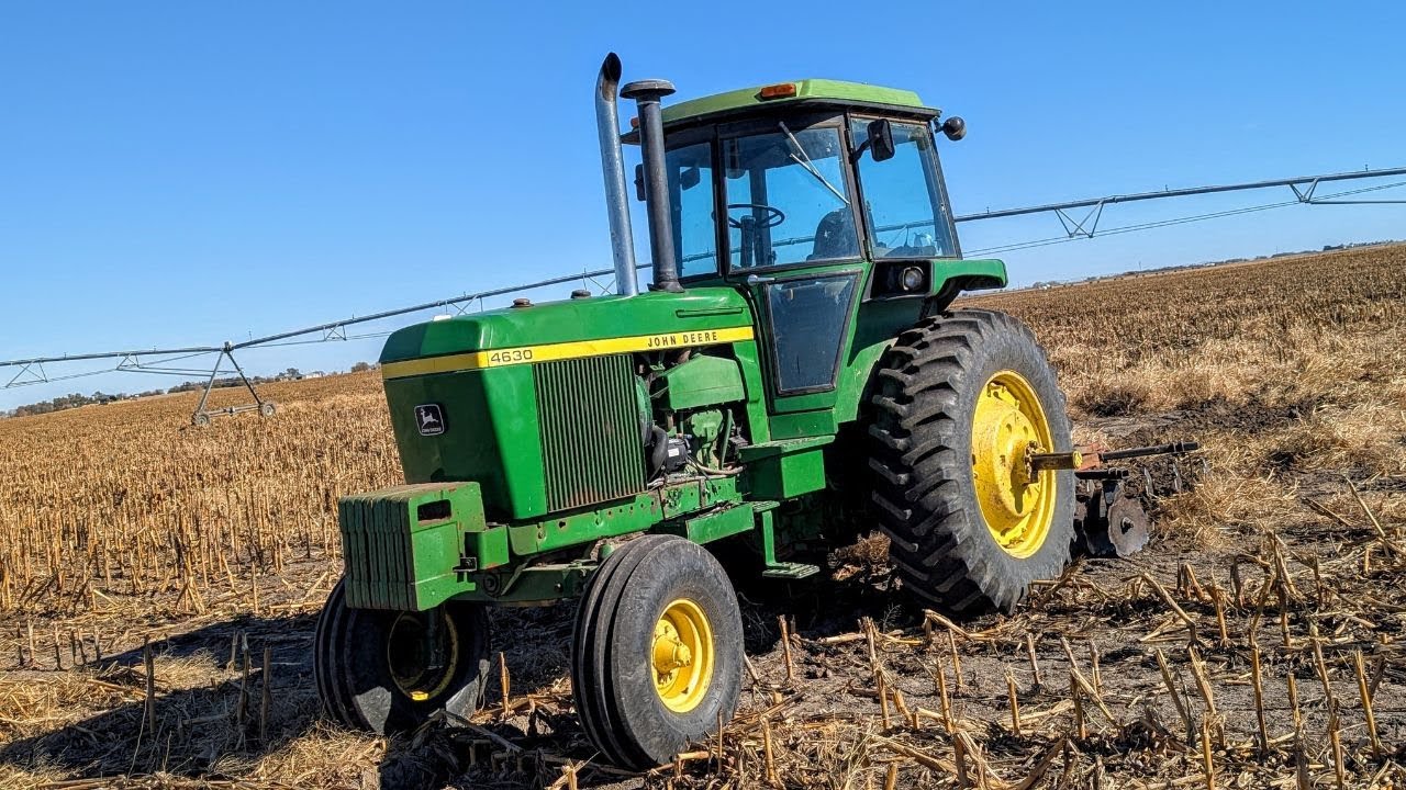 John Deere 4630 Discing Pivot Ruts