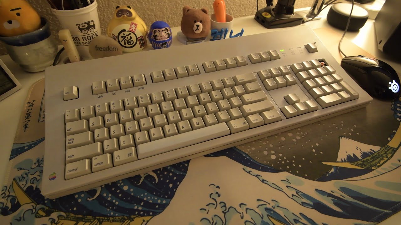 Apple Extended Keyboard M0115 With Orange Alps Typing Test (Paper Modded)