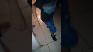 Eu E Minha Prima Dançando Na Casa Da Minha Mãe Eu Humilhei Ela