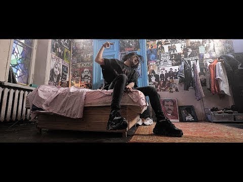 Смотреть клип КЛИП LIZER - ПАНК РОК МАЛЬЧИК! ПЕСНЯ LIZER - ПАНК РОК МАЛЬЧИК! (video YouTube) онлайн бесплатно в качестве Смотреть клип КЛИП LIZER - ПАНК РОК МАЛЬЧИК! ПЕСНЯ LIZER - ПАНК РОК МАЛЬЧИК! (video YouTube) онлайн бесплатно в качестве