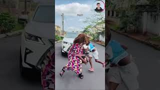 Man FAINTS While Driving: 1 Brave Woman SAVES His Life!