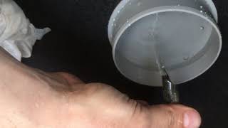 видео: Прочистка Дренажной трубки кондиционера на Солярисе. картинка: Прочистка Дренажной трубки кондиционера на Солярисе.