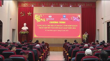 Trao tặng 100 suất quà Tết cho hộ dân có hoàn cảnh khó khăn