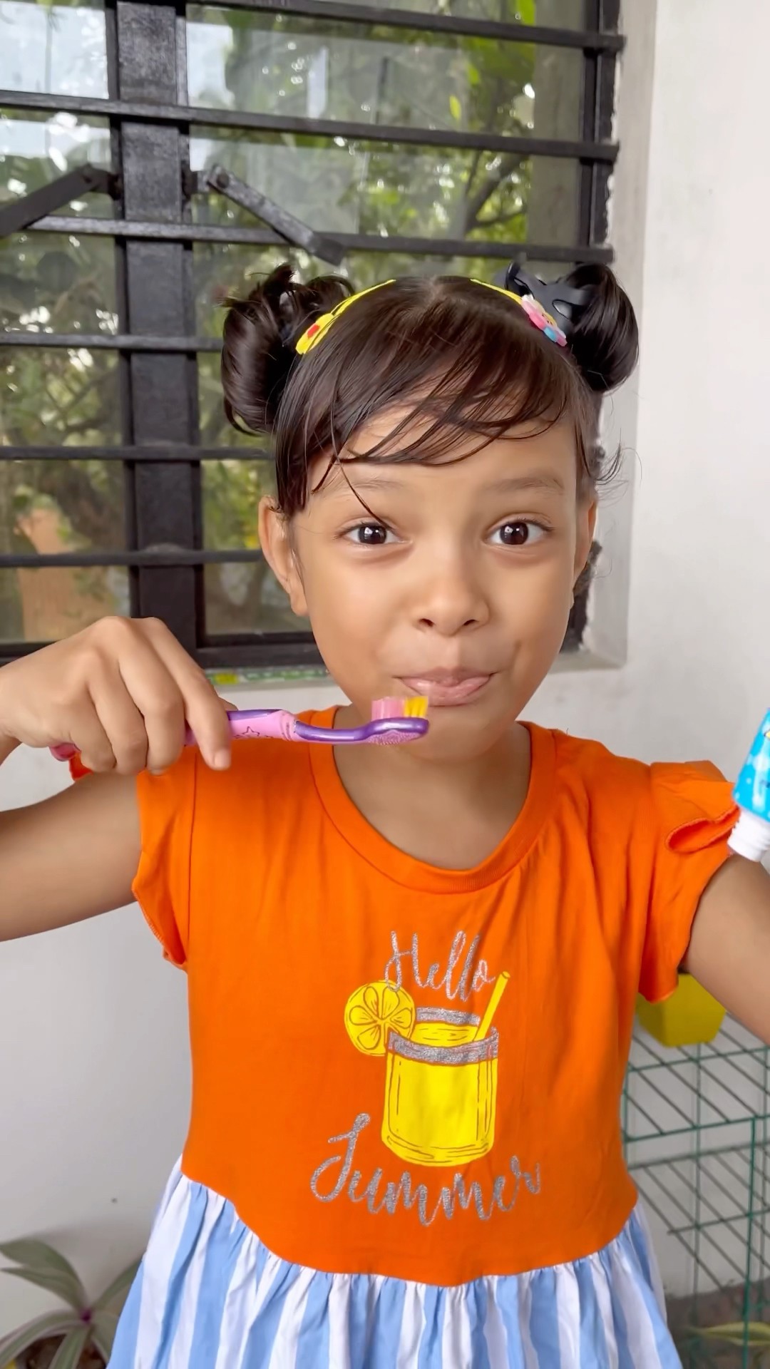 Didi Ne Paste Wali Candy Khaee