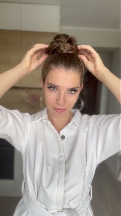  BRAIDED BUN TUTORIAL🌎 - YouTube