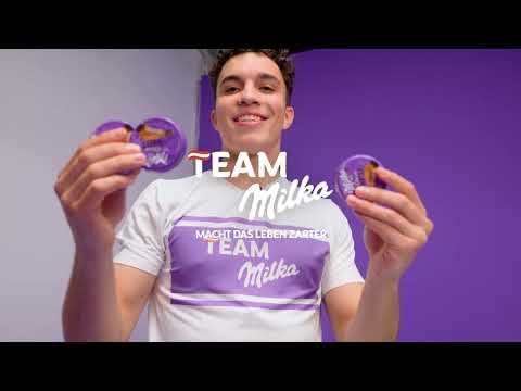 Enjoy Milka with friends, find the perfect snack for every game day!