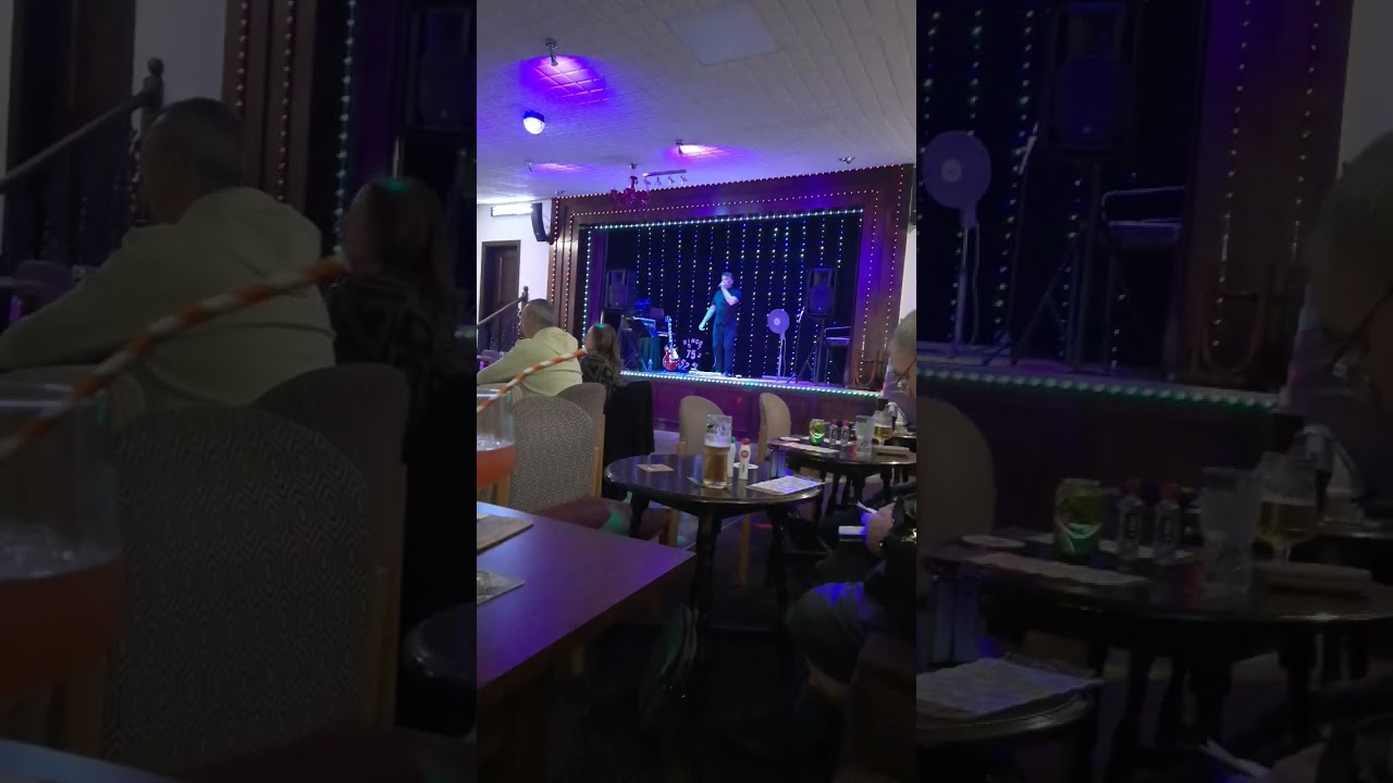 Dave Jonson at Rowley and Blackheath Labour Club 