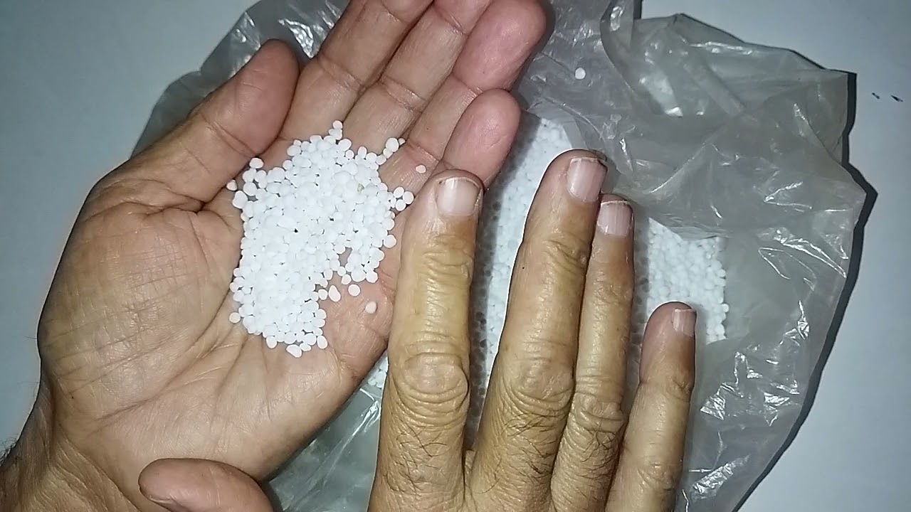 Karbamid yoxsa Siletra(hər ikisi azot gubrəsidir)