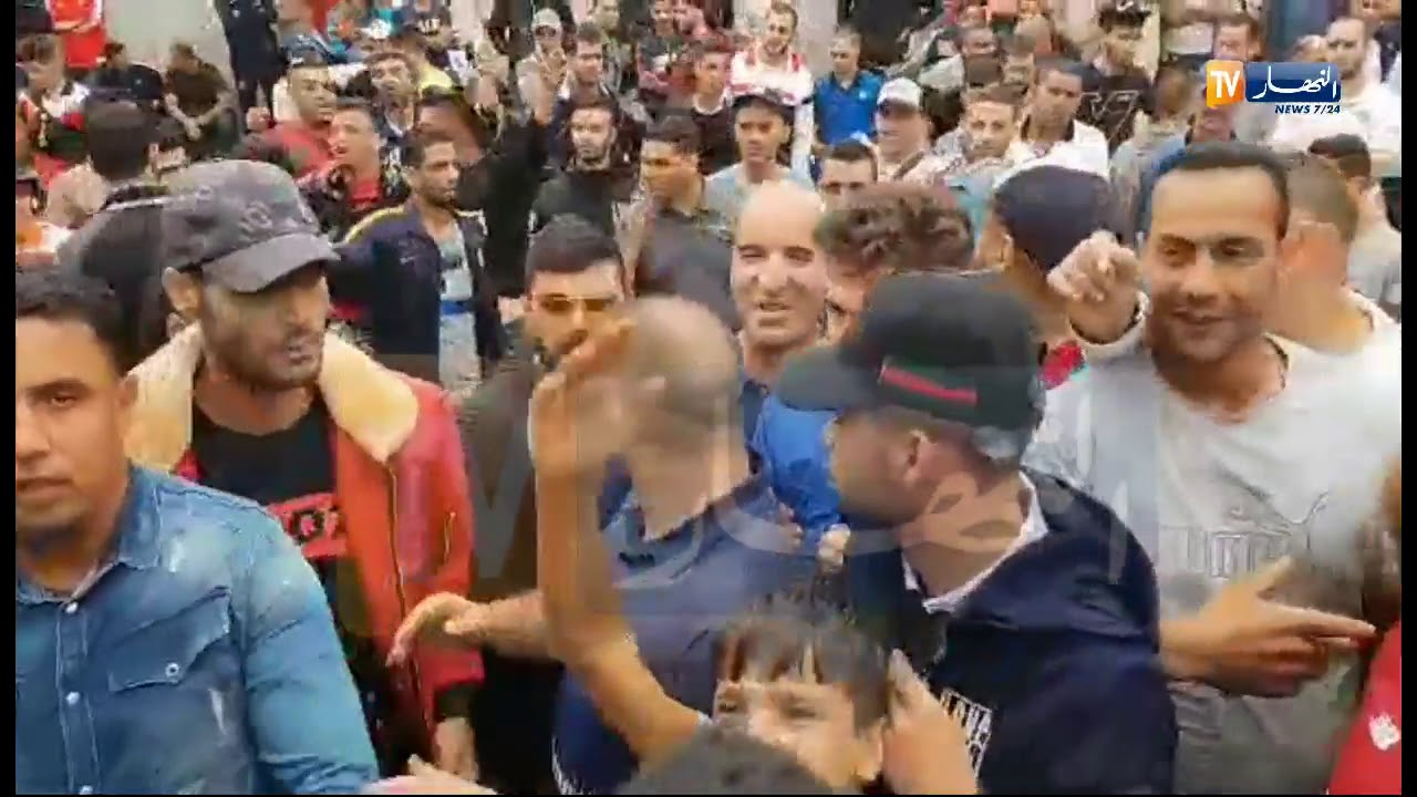 البليدة : التجار بسوق القصاب الفوضوي يحتجون أمام مقر الولاية !!