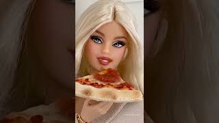 Barbie doll Eating Pizza with extra tomato sauce to give some love to you guys.🍕🍅