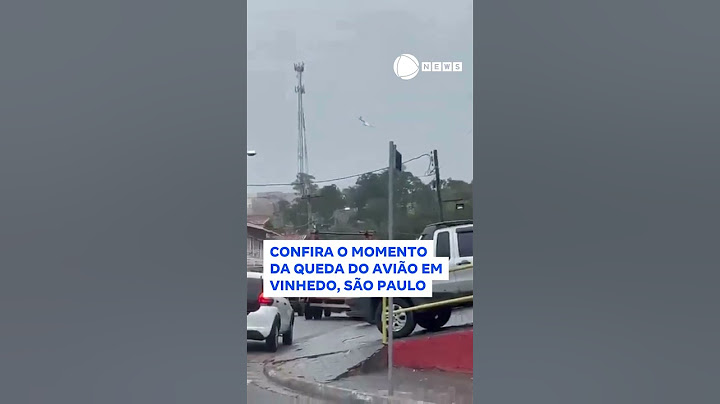 Momento da queda do avião em Vinhedo, interior de São Paulo. 📲 #RecordNews