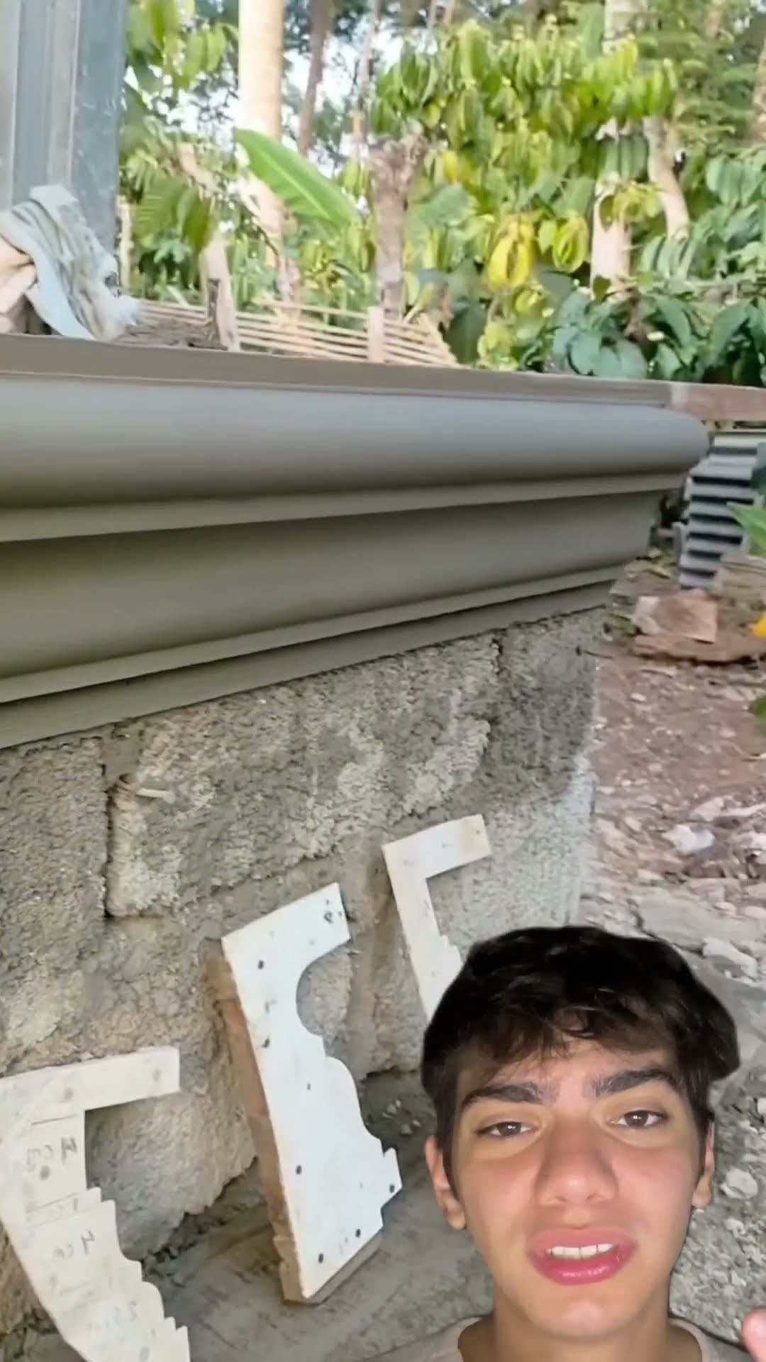 ?‍♂️ Molde inteligente pra acabamentos perfeitos! Quanto você acha que ele ganhou por isso?