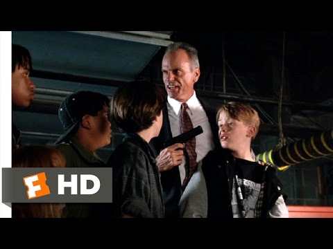 Richie Rich (7/7) Movie CLIP - Keenbeam Saves Richie (1994) HD