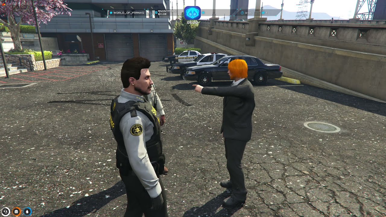 Mcconnell Bench Guy Cat try to steal a Car / Nopixel GTA 5 RP