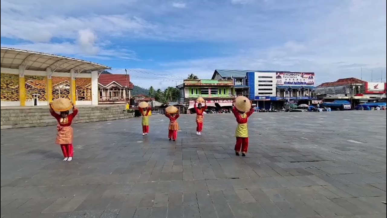 Tari Malelong Ka Ladang SDN 08 Karang Putiah