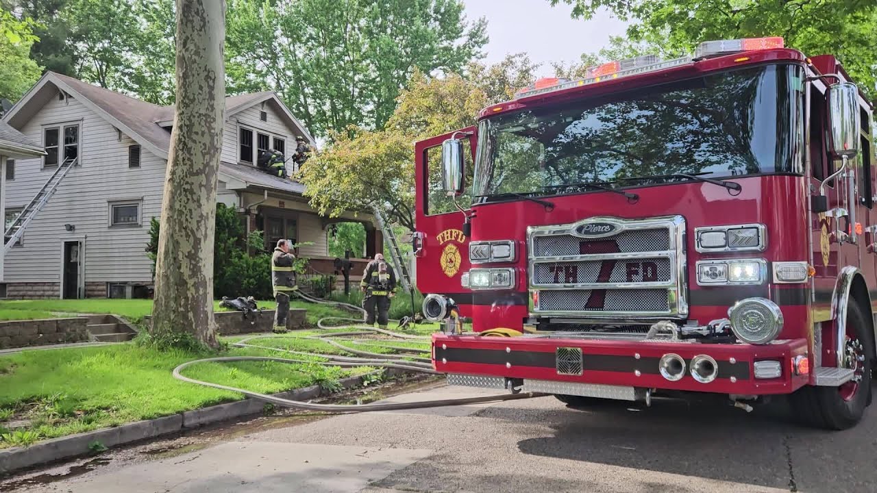 Firefighters respond to house fire in Terre Haute - YouTube