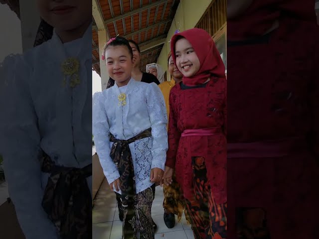 FASION SHOW KARTINI KARTONO SDN 3 LEMAHPUTIH class=