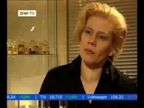 Deutsche Welle Home Of Fragrance Kim Weisswange Und Hedda Moller Youtube