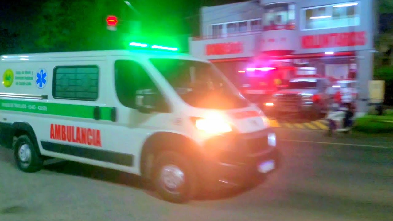 Salida de Bomberos y Ambulancia por Accidente 🚒🚑