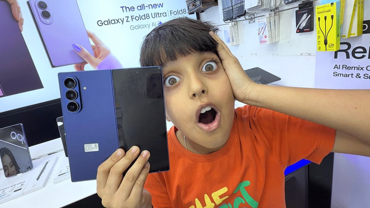 Finally New Samsung Fold Phone Le Liya 😱 | Yaatri
