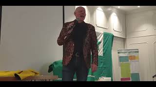 Ralph Glomp kantas dum la 99a Germana Esperanto Kongreso 2022 en Oldenburg (1/2)