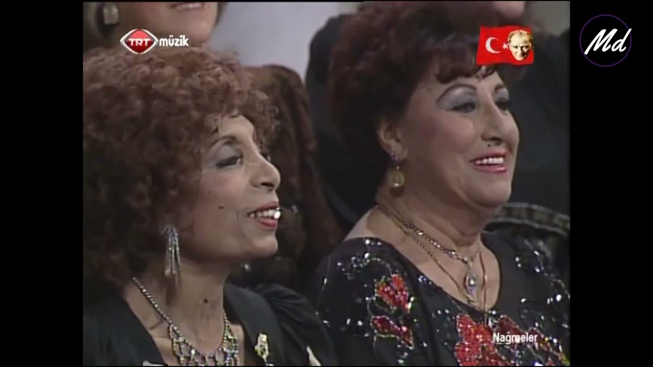 TRT Türk Sanat Müziği Sanatçıları Ünlüler Korosu / Potpuri ( 80'ler )