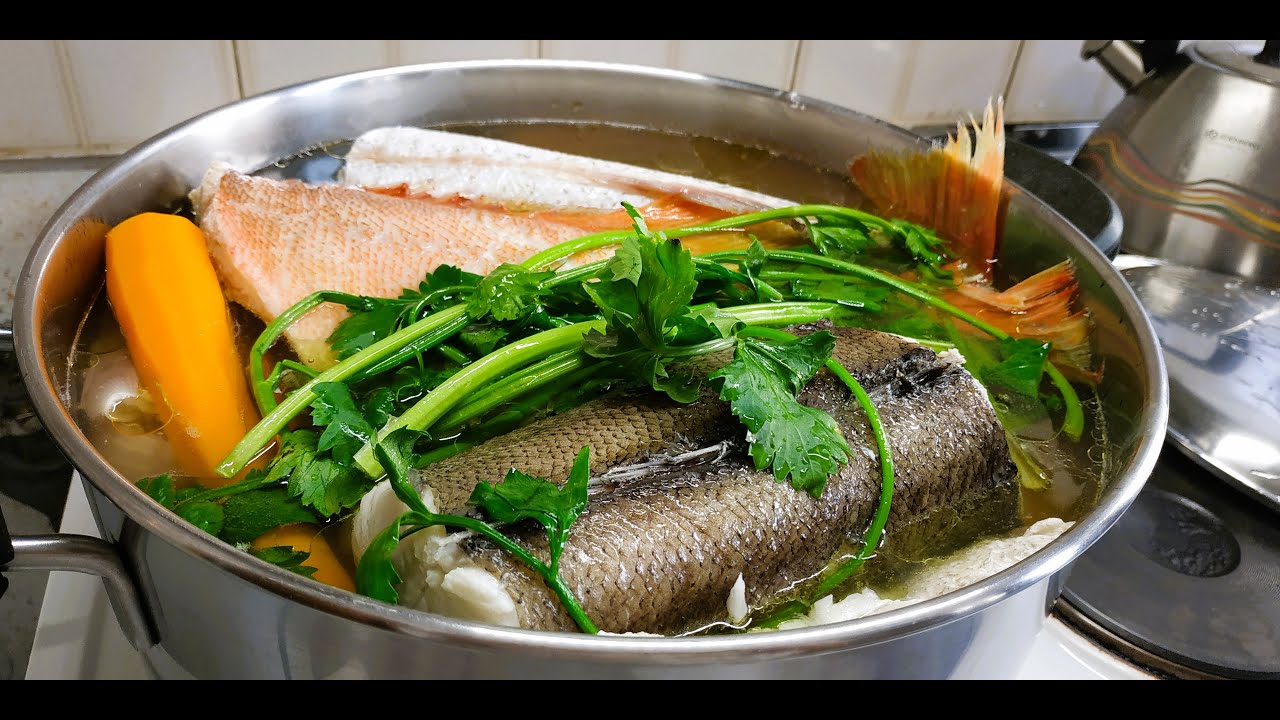 ΨΑΡΟΣΟΥΠΑ ΜΕ ΚΟΚΚΙΝΟΨΑΡΟ Κ ΜΠΑΚΑΛΙΑΡΟ!!ΚΑΘΑΡΙΣΜΑ ΨΑΡΙΩΝ! ΜΕ ΣΕΛΙΝΑ Κ ΚΑΡΟΤΑ!!Xenis flavors