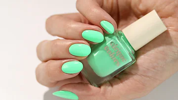 HIGH ROLLER | Cirque Colors Neon Mint Green Crème Nail Polish